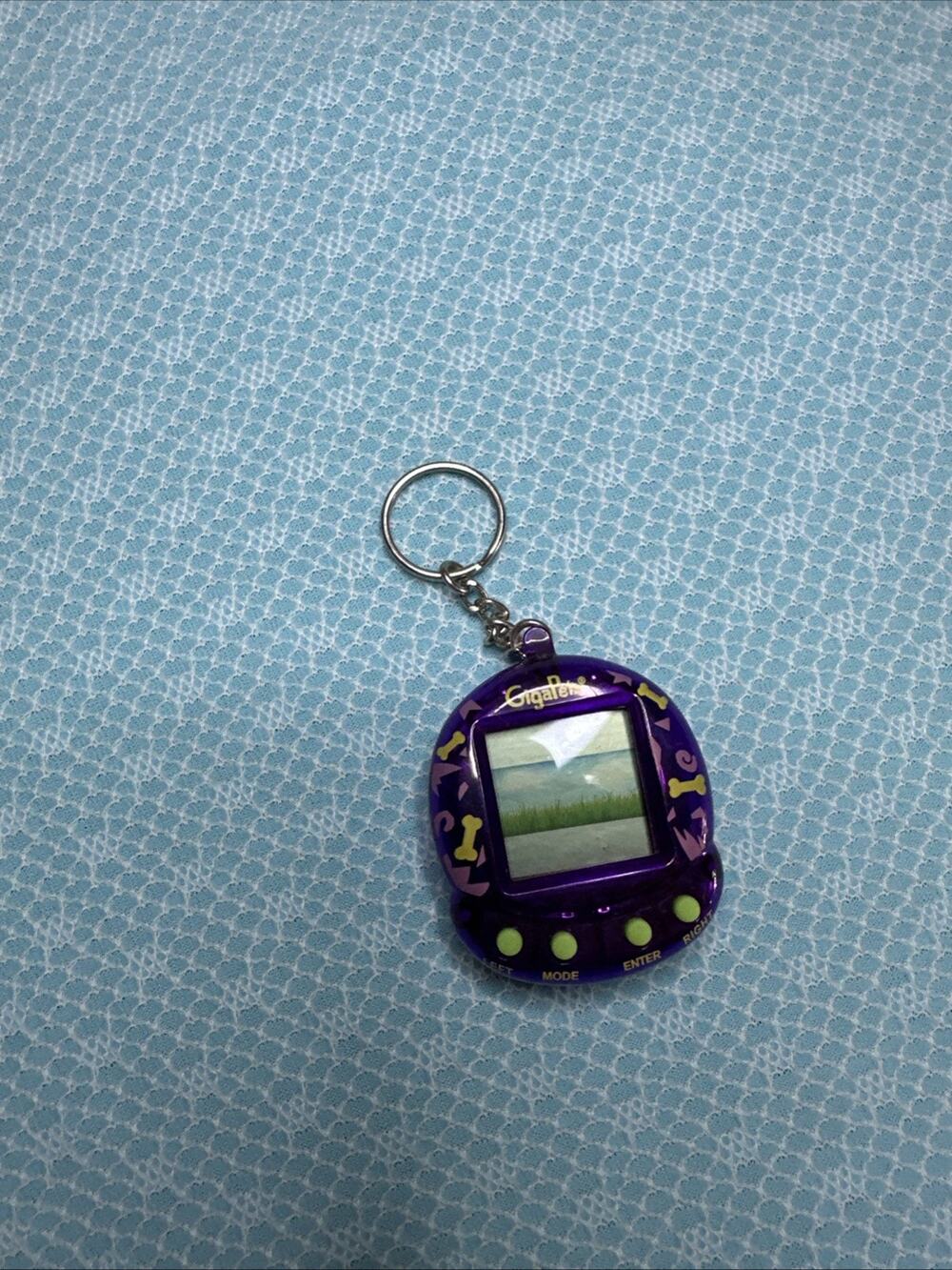 GigaPets StarCat CompuKitty 2 in 1 Kitty Cat Virtual Pet Keychain Untested